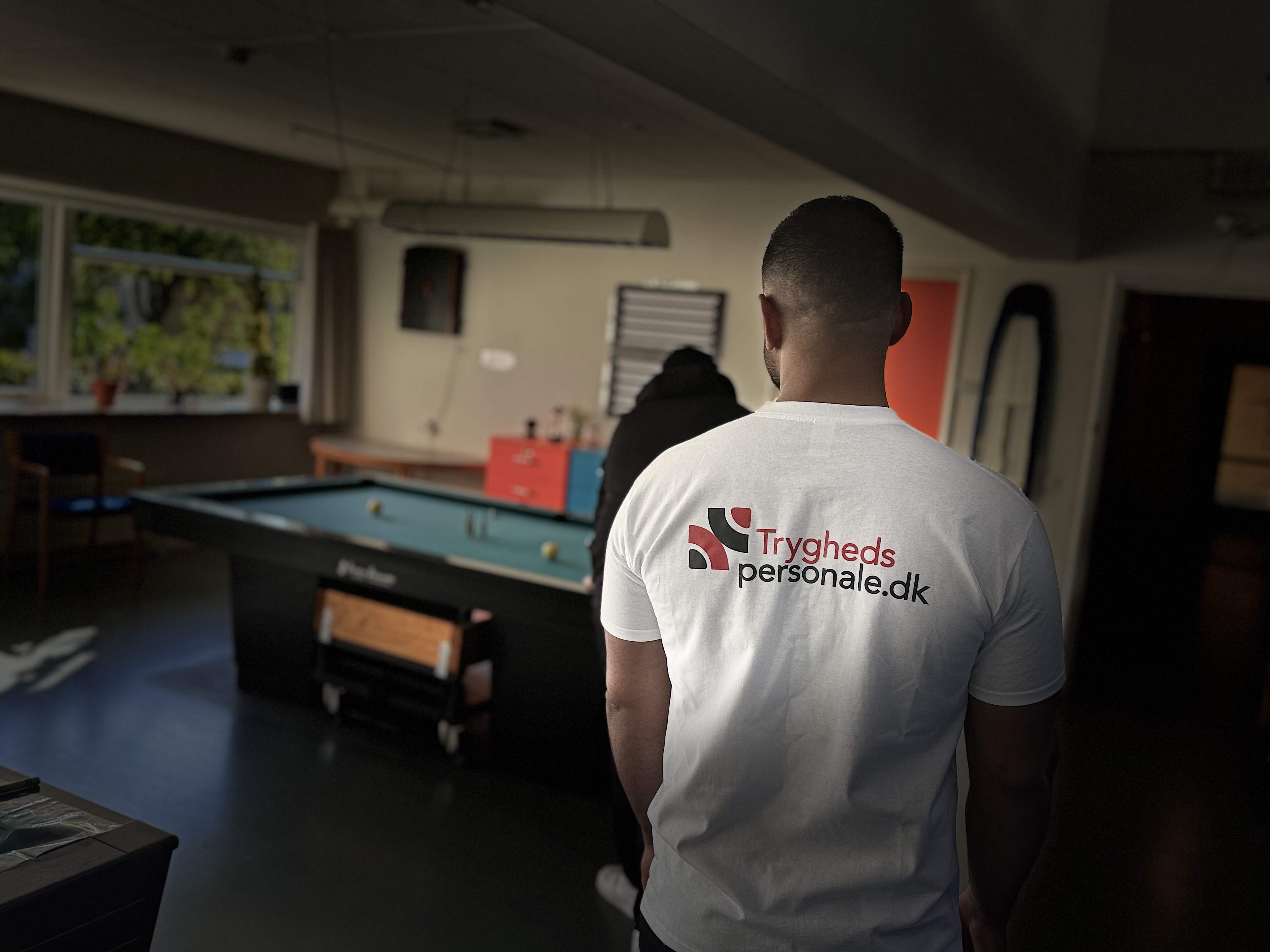 Fastvagt ved selvskadende adfærd og psykotiske episoder på Sjælland